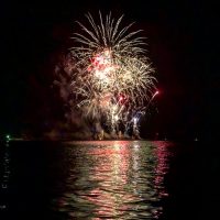 3000発の花⽕はまさにワンダー!瀬⼾の花嫁祭り