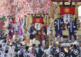 子どもと大人で秋の実りに感謝!愛媛の秋祭り