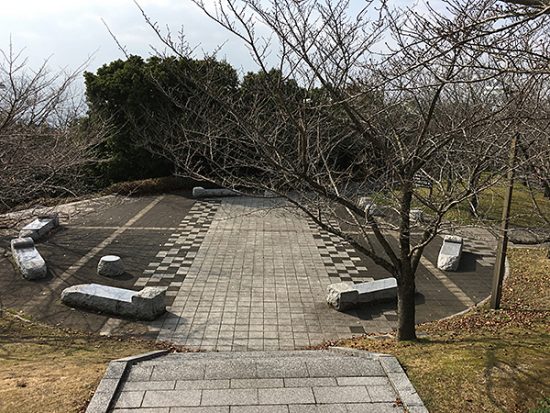 幾つかの休憩スペースあり。