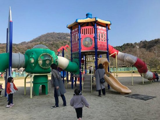 幼児向けの遊具